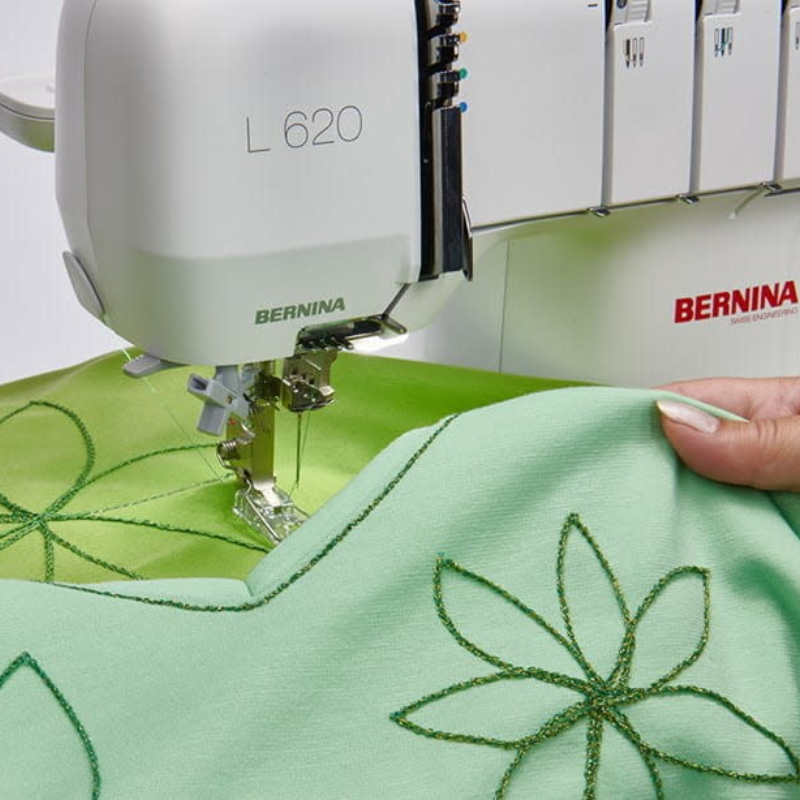 Bernina L620 covermachine - Afbeelding 2